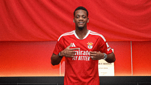 Benfica, Jhon Duranı resmen açıkladı