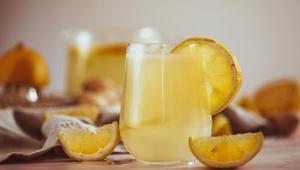 1 dakikada 1 limonla ev yapımı pratik limonata tarifinin püf noktaları