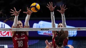 Filenin Sultanları 2026 VNLde Brezilya karşısında Türkiye-Brezilya maçı (2026 FIVB Milletler Ligi final maçı)