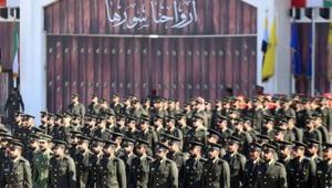İran saldırıları sonrası yeni karar aldılar Gönüllü askeri personel alınacak