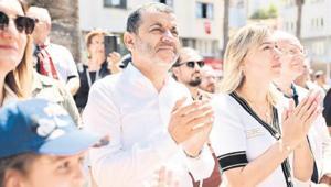 YENi Parti’ye başkan akını
