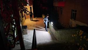Gece yarısı dehşet anları Çorumda apartman dairesine pompalı tüfekle saldırı