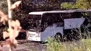 Mersinde seyir halindeki yolcu otobüsü yandı
