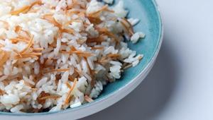 Pilavı tane tane pişirmek için gereken tek malzeme Tereyağı sayesinde lapa olmuyor