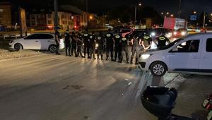 Bursada düğünde iki grup arasında bıçaklı müzik kavgası: 3 yaralı
