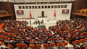 AK Parti heyeti, CHP Grubu ile görüştü