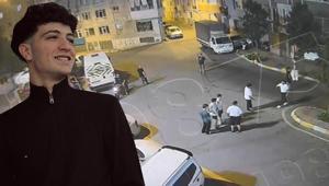 Sosyal medya kavgası kanlı bitti Barışmaya gel dediler: 19 yaşındaki gencin bıçakla öldürüldüğü kavganın görüntüleri ortaya çıktı