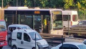 Bahçelievlerde metrobüsün altında kalan kadın ağır yaralandı