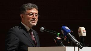 Bakan Yumaklı: İspanyadaki yangın söndürme uçakları Türkiyeye döndü