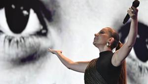 Nevşehir Kültür Yolu Festivalinde Merve Özbey rüzgarı