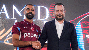 Trabzonspordan yıldız transferi Mohamed Salah için imza töreni Kupalar kazanmak için geldim
