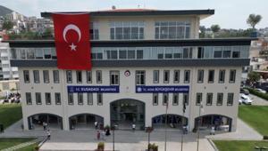 Kuşadası Belediyesine operasyon: 15 kişi gözaltında, 7 şüpheli aranıyor