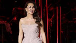 ‘Sivaslılar Gününde Ebru Yaşar rüzgarı Konser alanı doldu taştı