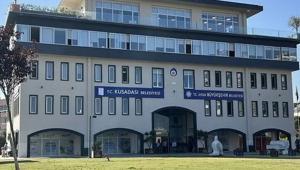 Kuşadası Belediyesi’ne operasyon 15 gözaltı