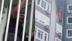 2 daireyi küle çeviren yangın Mahsur kalan aile kurtarıldı