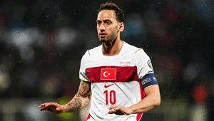 Hakan Çalhanoğlu gelecek planlarını açıkladı Kendimi TFF başkanı olarak görüyorum