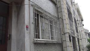 Beyoğlunda kahreden olay Binayı saran koku gerçeği ortaya çıkardı