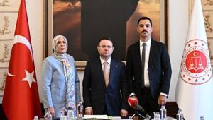 Bakan Gürlekten Muhsin Yazıcıoğlu açıklaması: Bu cinayeti çözmek boynumuzun borcu