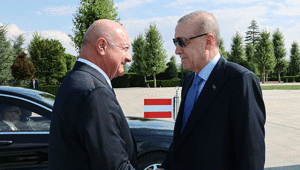 Avusturya Başbakanı Ankarada Cumhurbaşkanı Erdoğan Stockerı resmi törenle karşıladı