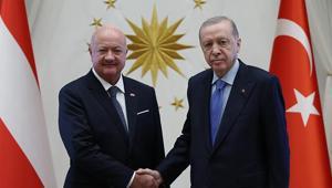 Avusturya Başbakanı Ankarada Cumhurbaşkanı Erdoğan Stockerı kabul etti