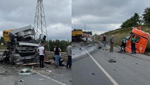 Şile yolunda feci kaza 2 TIR çarpıştı, ortalık savaş alanına döndü