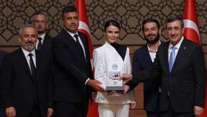 Yılın Dizisi Uzak Şehir