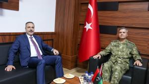 Dışişleri Bakanı Hakan Fidan, Trablusta TSK Libya Görev Grup Komutanlığını ziyaret etti