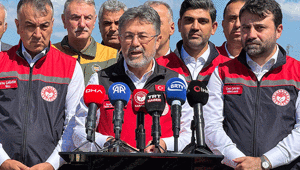 Bakan Yumaklı: Hasat sezonunu 140 milyon tonluk rekor üretimle kapatacağız