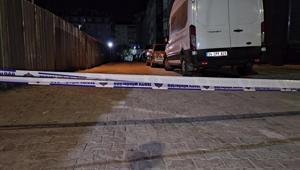 Sultangazi’de korkutan görüntü İnşaat alanında toprak kaydı, sokak çatladı