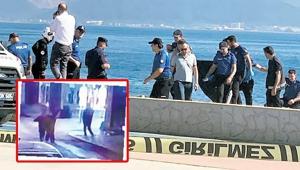 Sırrı abla çözecek Ölüme siyah kıyafetle yürüdüler