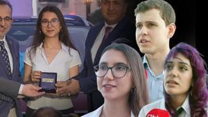 YKSnin üç şampiyonuna dikkat çeken ödül Vali ve Merkez Bankası Başkanı teslim etti