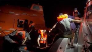 Kastamonu açıklarında batan gemideki 13 mürettebat kurtarıldı