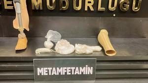 Bursa’da şaşkına çeviren uyuşturucu yöntemi Protez bacağın içinden çıktı