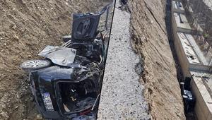 Erzurum’da feci kaza Otomobil 5 metreden yol çalışmasına düştü: 3 ölü