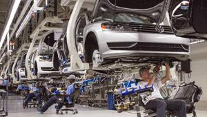 Dünya devi Volkswagen onayladı: 50 bin kişi işten çıkarılacak