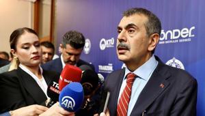 Bakan Tekinden öğretmenlerin kıyafet düzenlemesine ilişkin net mesaj: Bu bir hatırlatmadır
