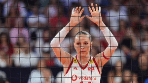 A Milli Voleybol Takımı kaptanı Eda Erdem: Çok mutlu ve gururluyum