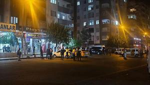 Diyarbakırda otomobilden ateş açılması sonucu 3 kişi yaralandı
