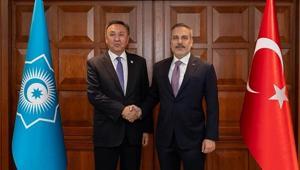 Dışişleri Bakanı Hakan Fidan, TDT Genel Sekreteri Ömüraliyevi kabul etti