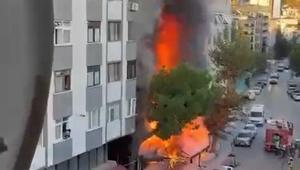 İstanbul Kartal’da korkutan yangın Market alev alev yandı
