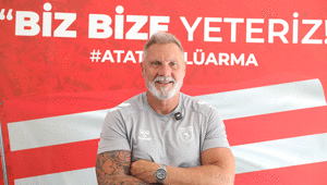 Samsunspor teknik direktörü Thorsten Finkten taraftara mesaj Daha doğru şeyler yapacağız