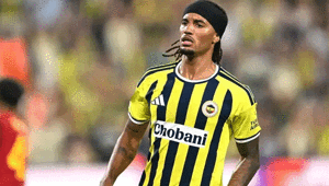 Fenerbahçede sol kanadın yeni lideri Archie Brown Oynadığı futbolla göz dolduruyor