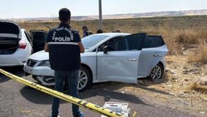 Diyarbakırda dehşet Eski eşini öldürdü, polis aracına çarptı, intihar etti