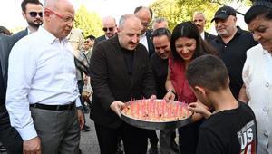 Mustafa Varanktan Özgür Özele börekli cevap