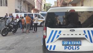 Gaziantep’te dehşet Eşini öldürdü, sokağa çıkıp rastgele ateş etti: 3’ü çocuk 4 yaralı
