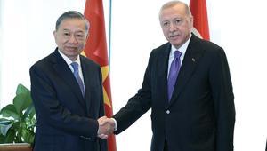 Dünyanın gözü New York’ta Türkevi’nde diplomasi rüzgarı: Erdoğan’dan kritik temaslar Dünyanın gözü New York’ta Türkevi’nde diplomasi rüzgarı: Erdoğan’dan kritik temaslar