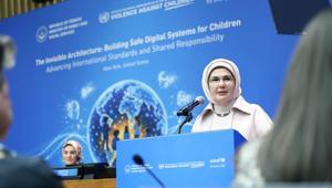 Emine Erdoğan, BMde konuştu Çocuklar, zihinlerine göz konulmuş hedef kitleye dönüştürüldü