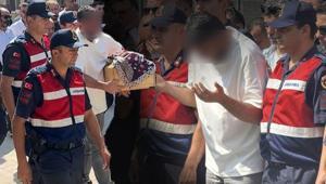 - Bir babanın en zor sınavı: Önce eşini 5 gün sonra kızını kaybetti