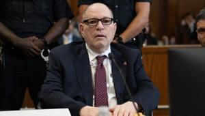 Çok sayıda kadına tecavüzle suçlanıyordu Eski Hollywood yapımcısı Harvey Weinstein’a 15 yıl hapis