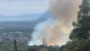 Antalya’da orman yangını çıktı Havadan ve karadan müdahale başladı